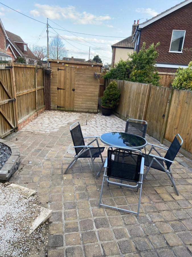 Cosy Cottage Great Bentley Near Station And Shops 외부 사진